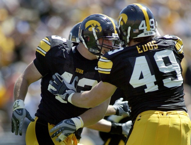 Hawkeyes' Pat Angerer and A.J. Edds